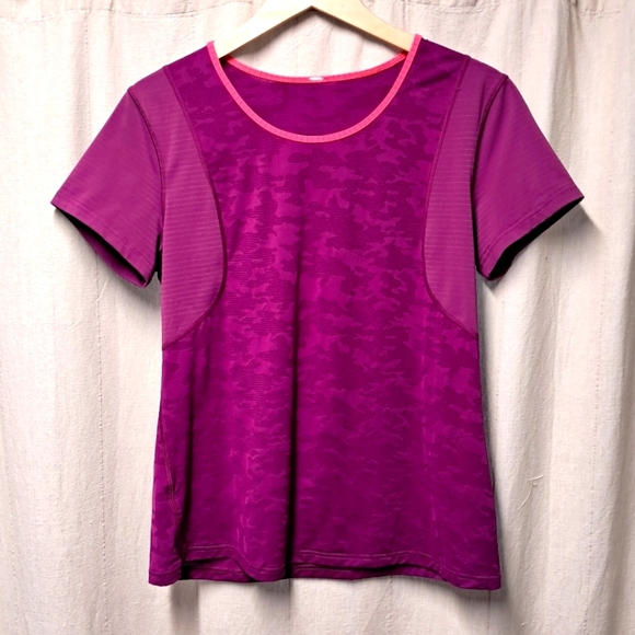 Lululemon Run For Days Short Sleeved Performance Top - Picture 1 of 4